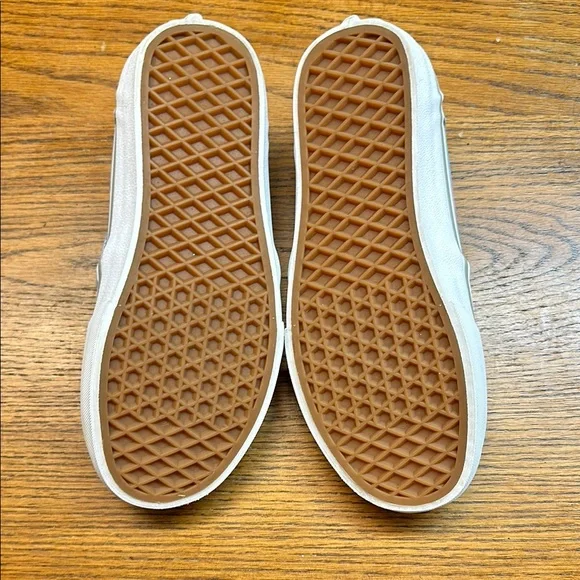 🎉HP🎉 Vans Multicolor Tie-Dye Slip-On Sneakers - Picture 6 of 9